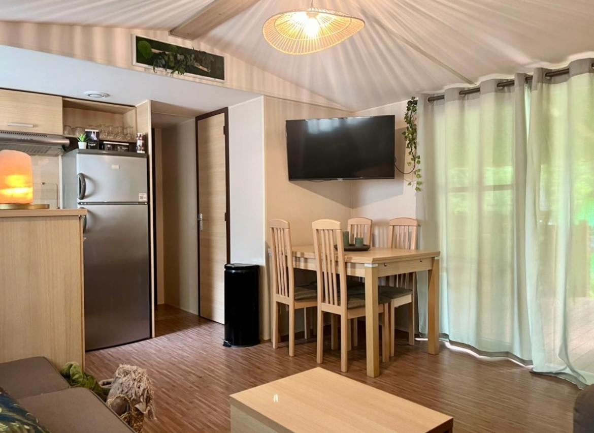 Campingplatz Tiki House M-home-climatise - Belle Parcelle !